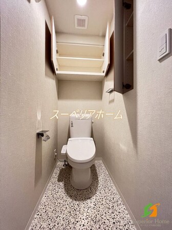 市谷台町坂フロントの物件内観写真